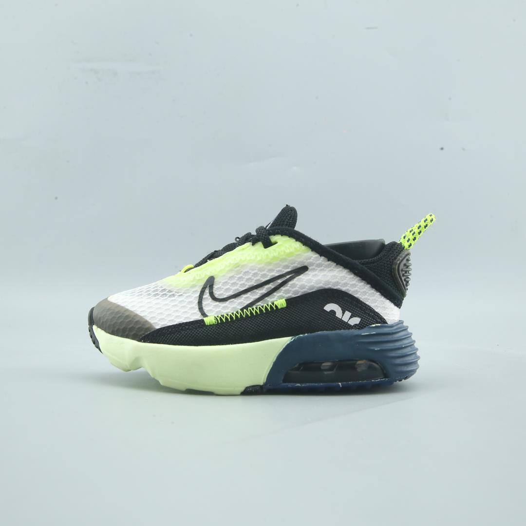 NIKE AIR MAX 2090