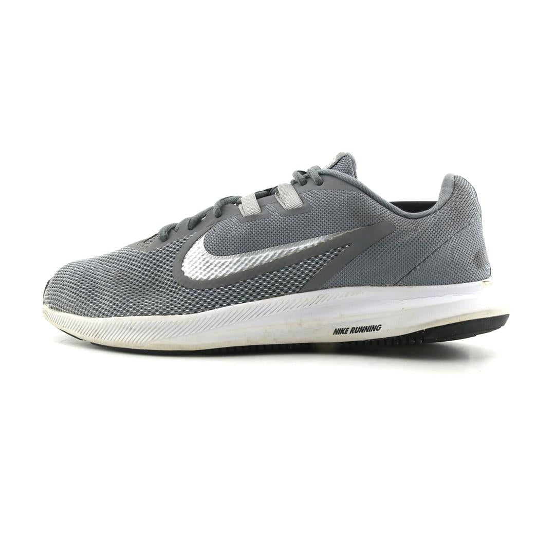 NIKE  DOWNSHIFTER 9