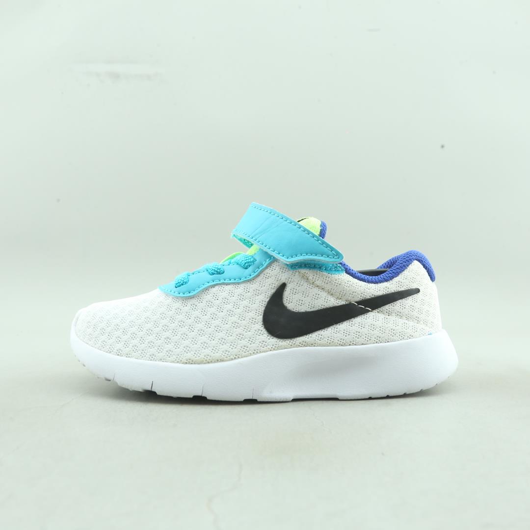 NIKE TANJUN