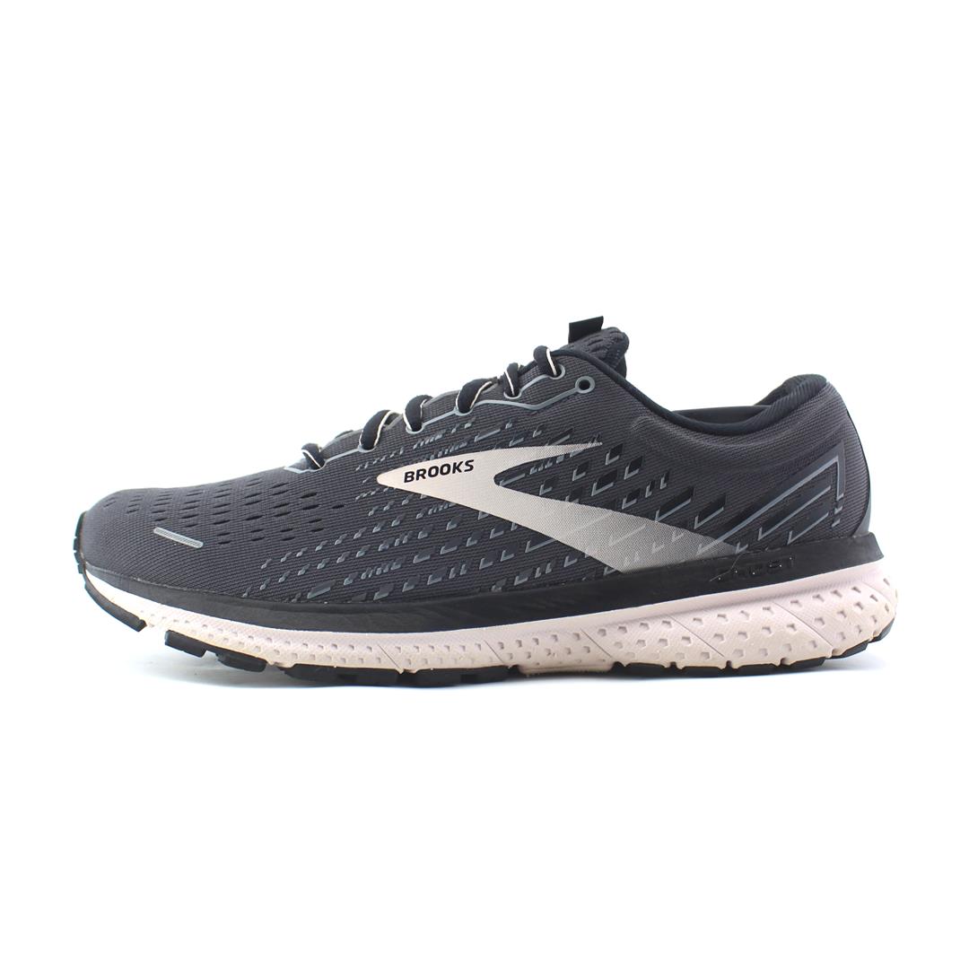 BROOKS GHOST 13