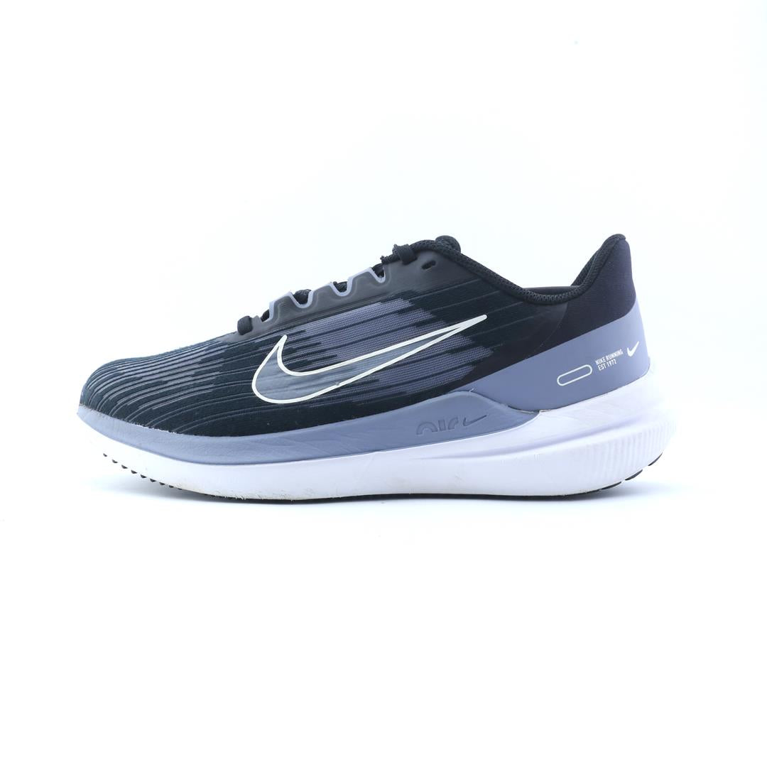 NIKE  AIR WINFLO 9