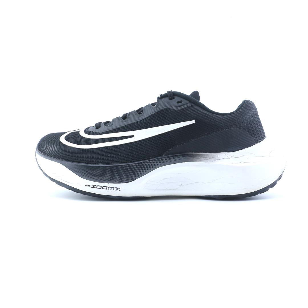 NIKE  ZOOM FLY 5