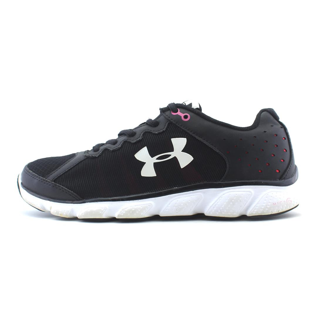 UNDER ARMOUR UA CHARGED ASSERT 6