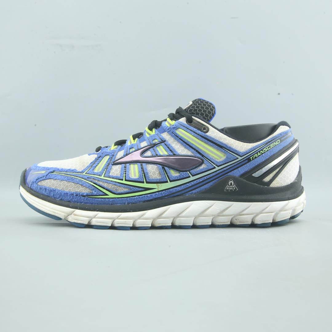 BROOKS TRANSCEND