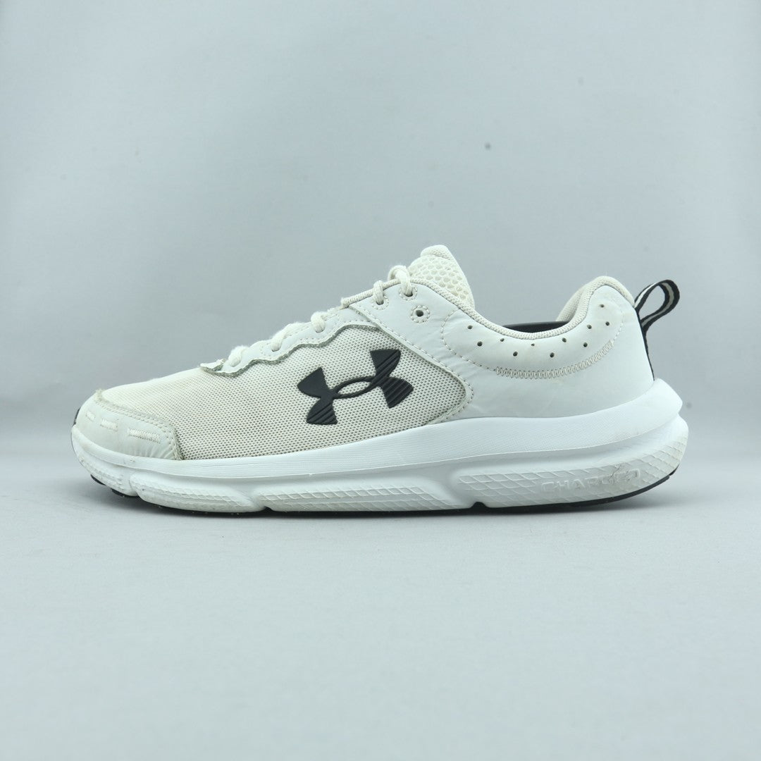 UNDER ARMOUR ASSERT 10