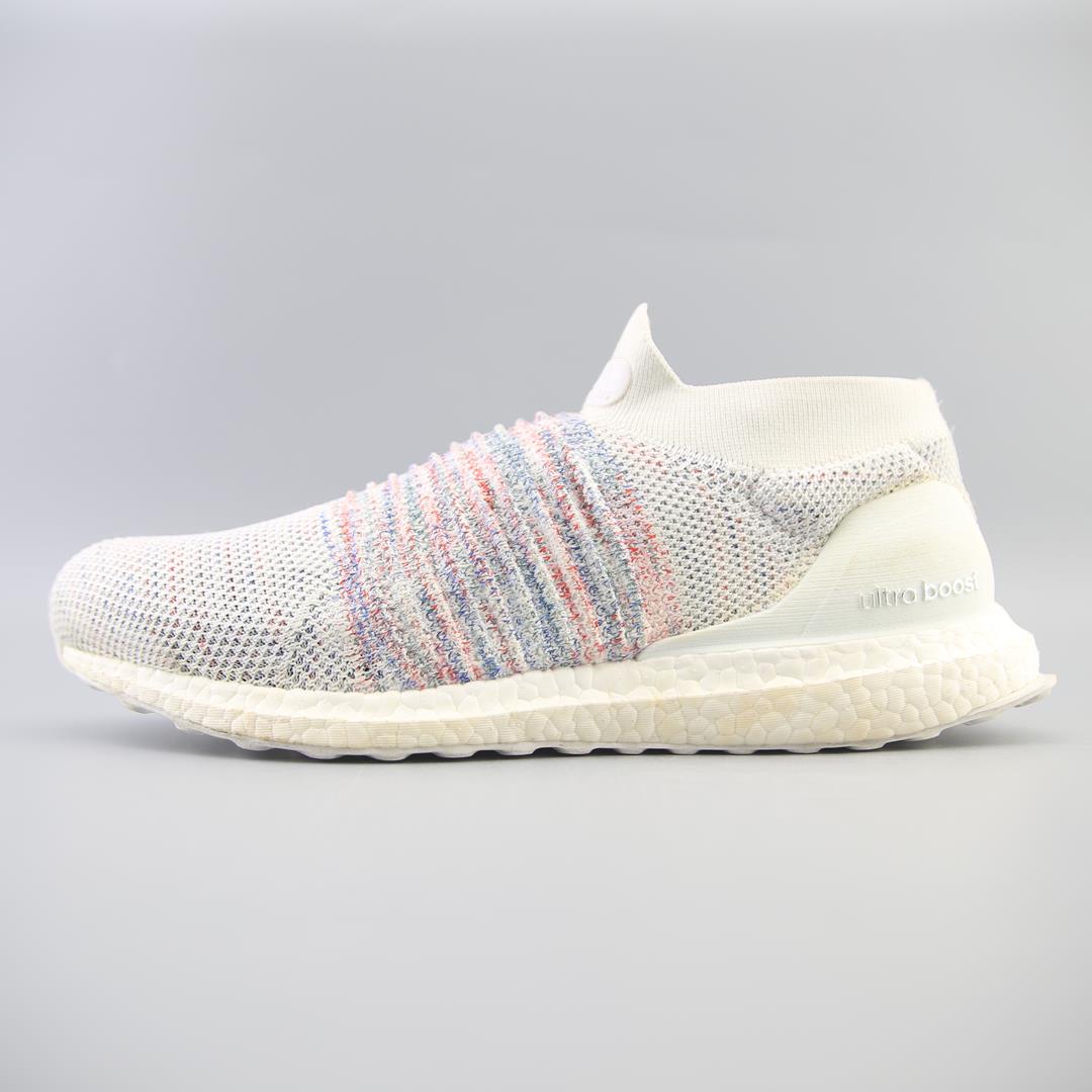 ADIDAS  SWIFT RUN
