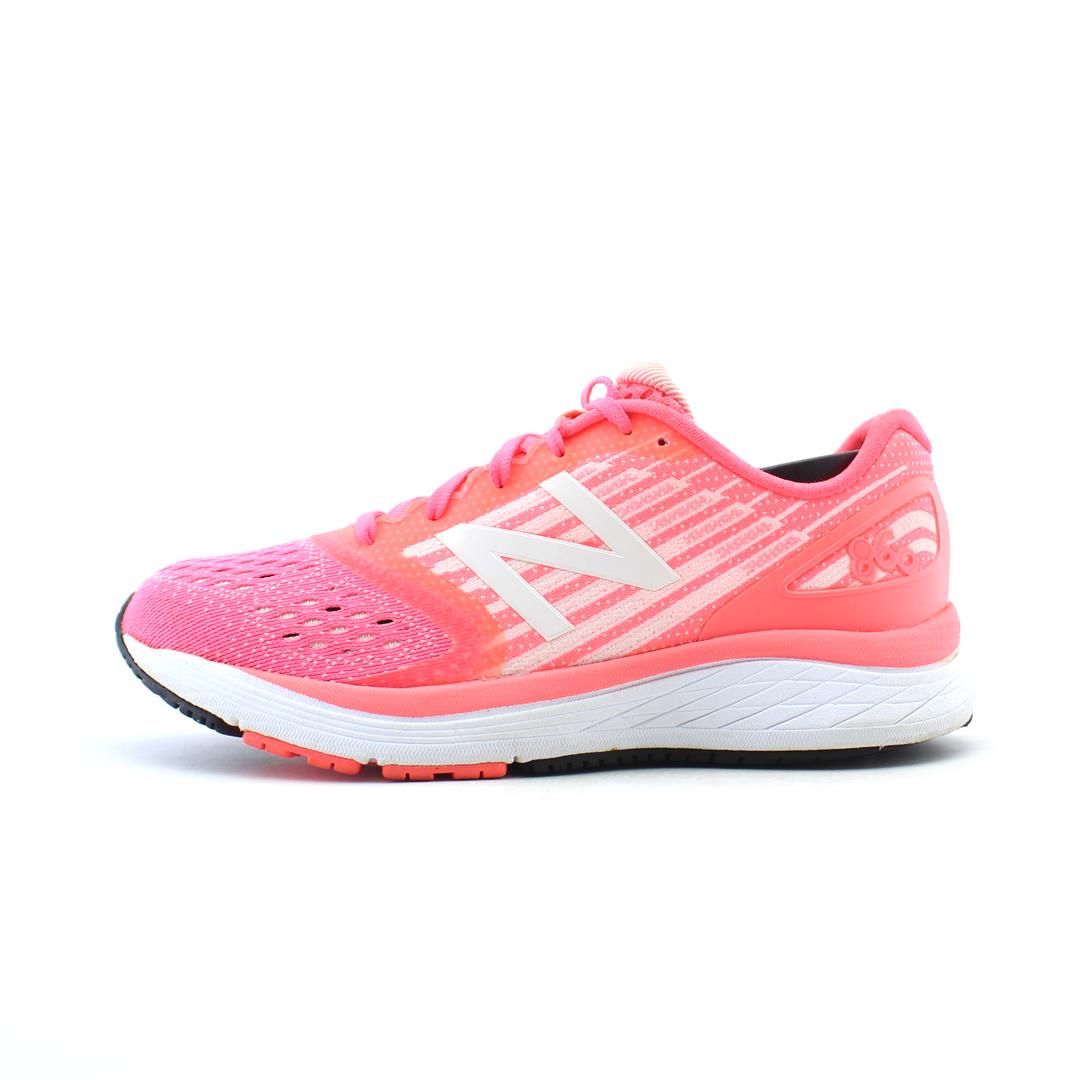 NEW BALANCE 860V9