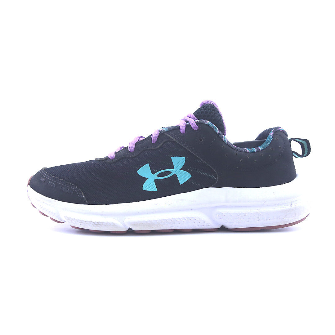 UNDER ARMOUR CHARGED ASSERT 10