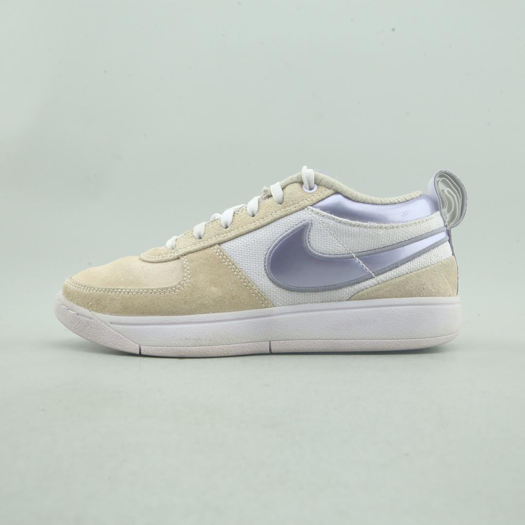 NIKE BOOK 1