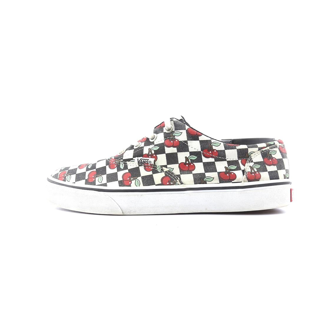 VANS AUTHENTIC