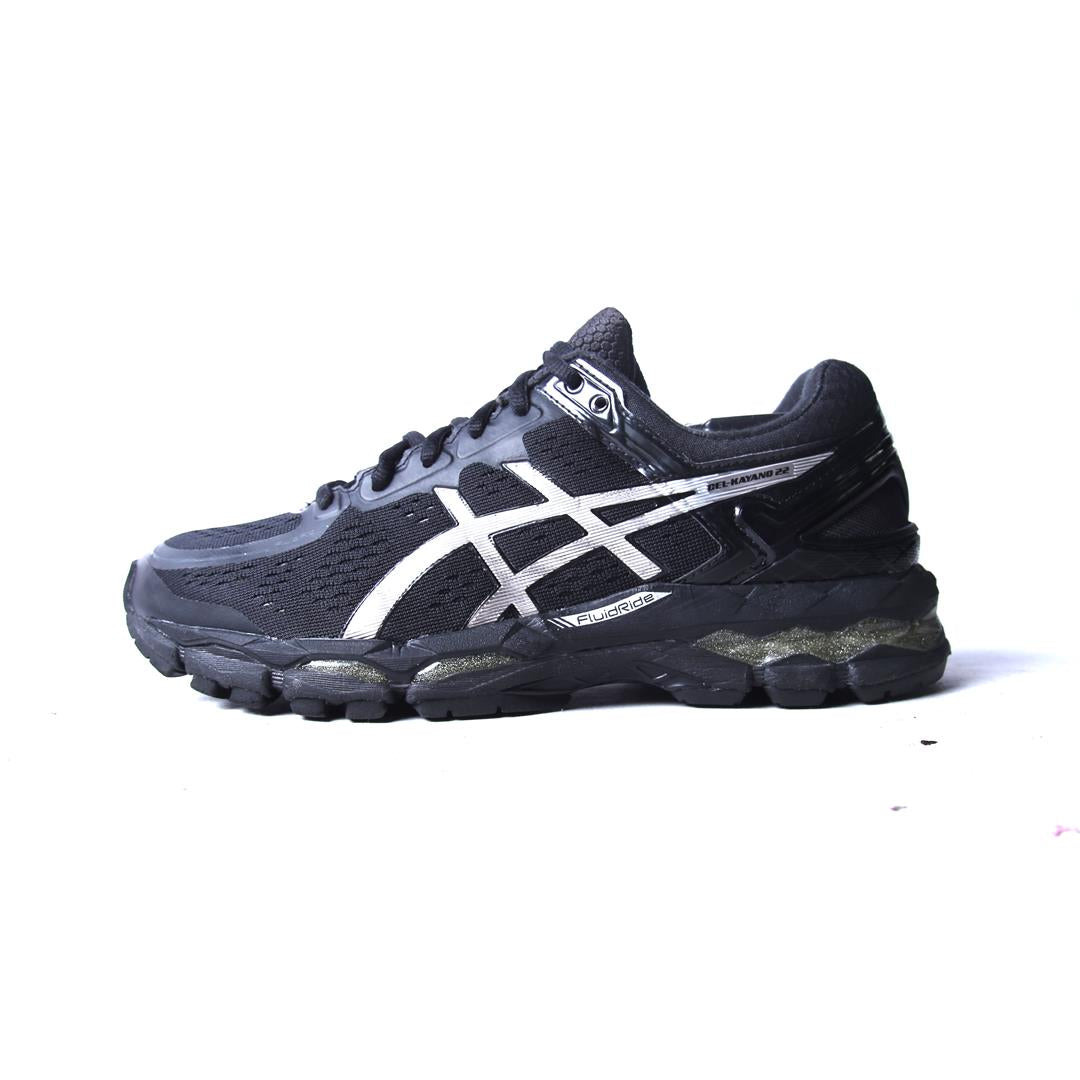 ASICS GEL-KAYANO 22
