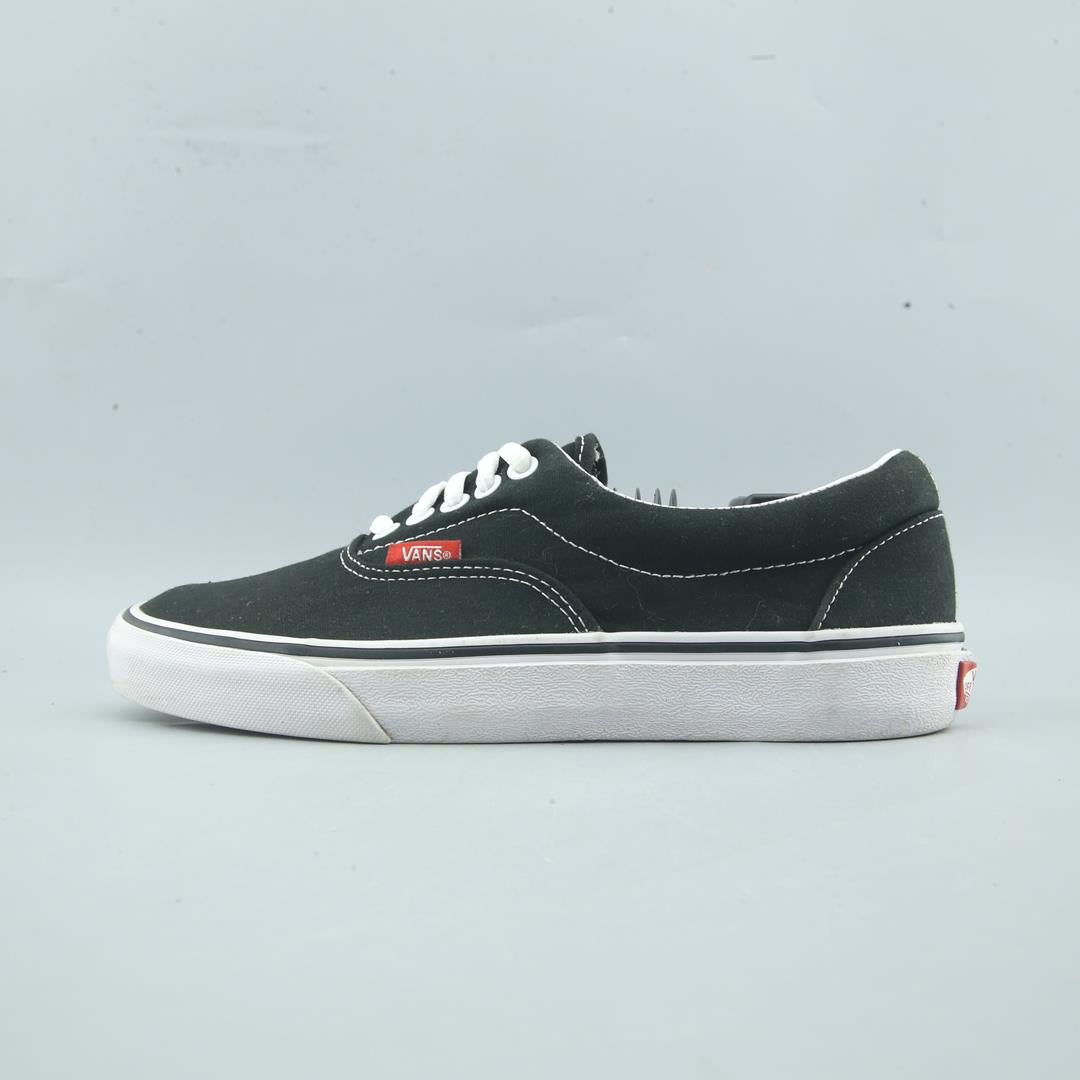 VANS AUTHENTIC