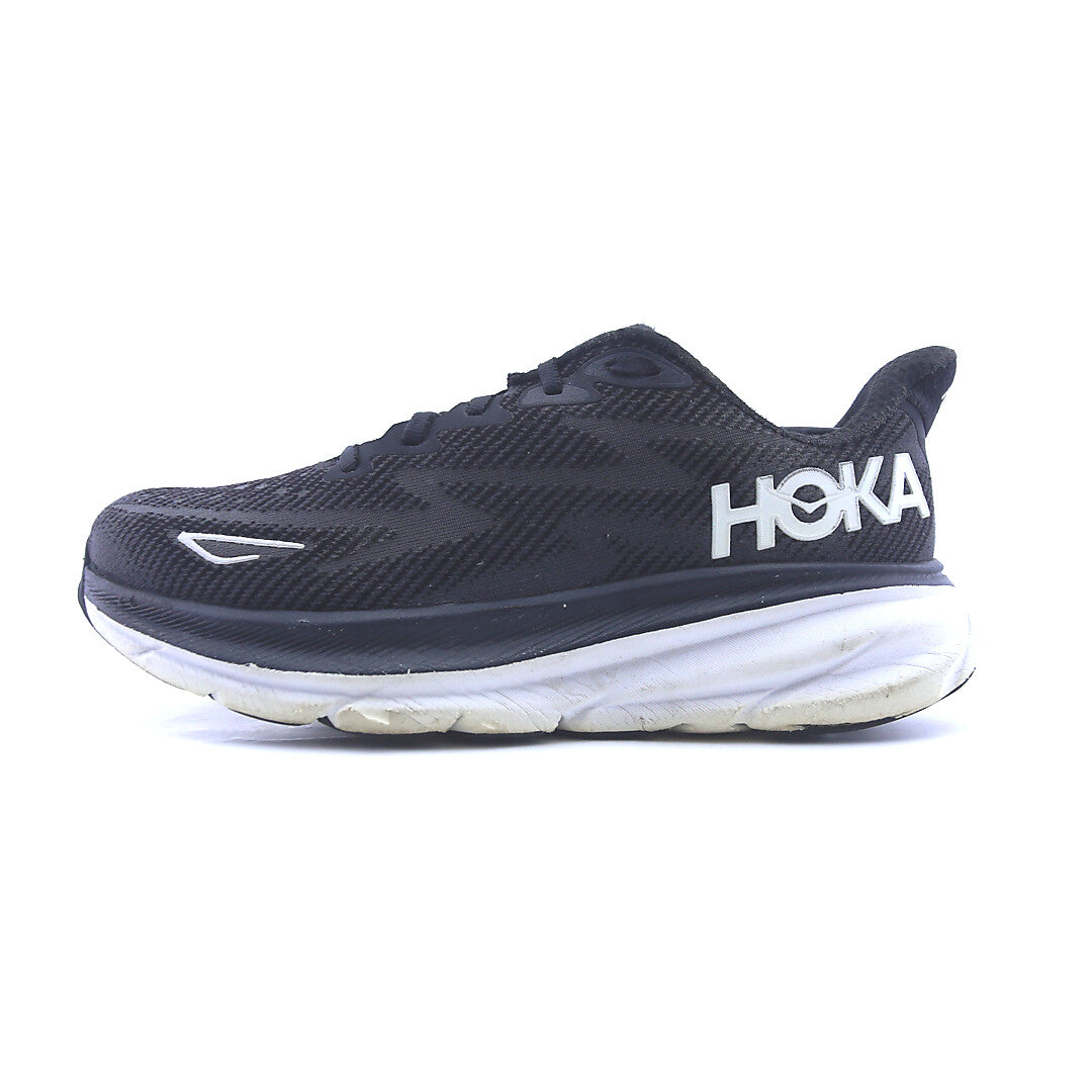 HOKA ONE ONE CLIFTON 9