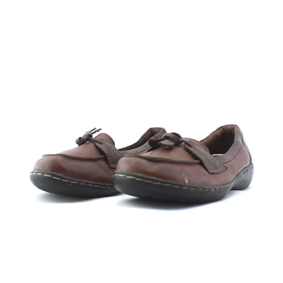 CLARKS COLLECTION