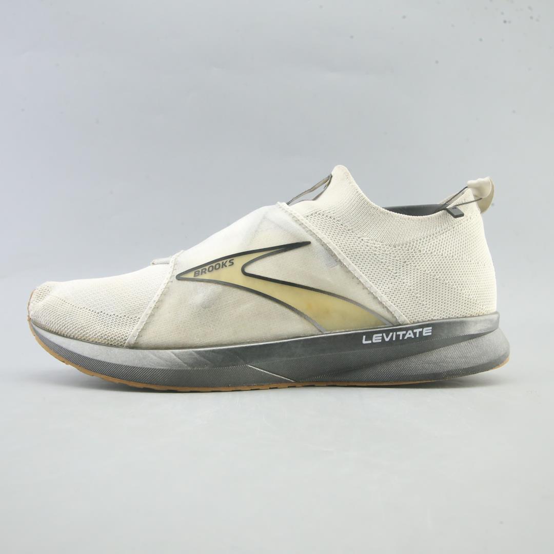 BROOKS  LEVITATE 4 LE