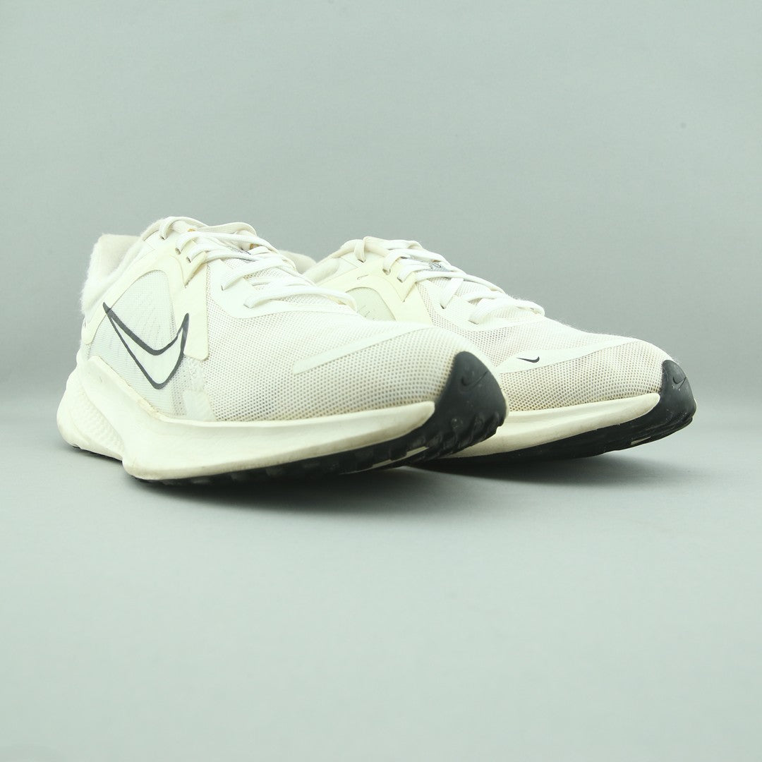 NIKE QUEST 5