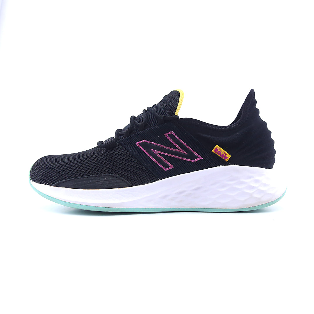 NEW BALANCE FRESH FOAM ROAV