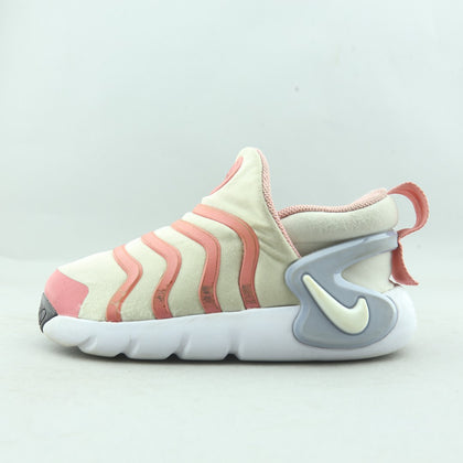NIKE  DYNAMO GO