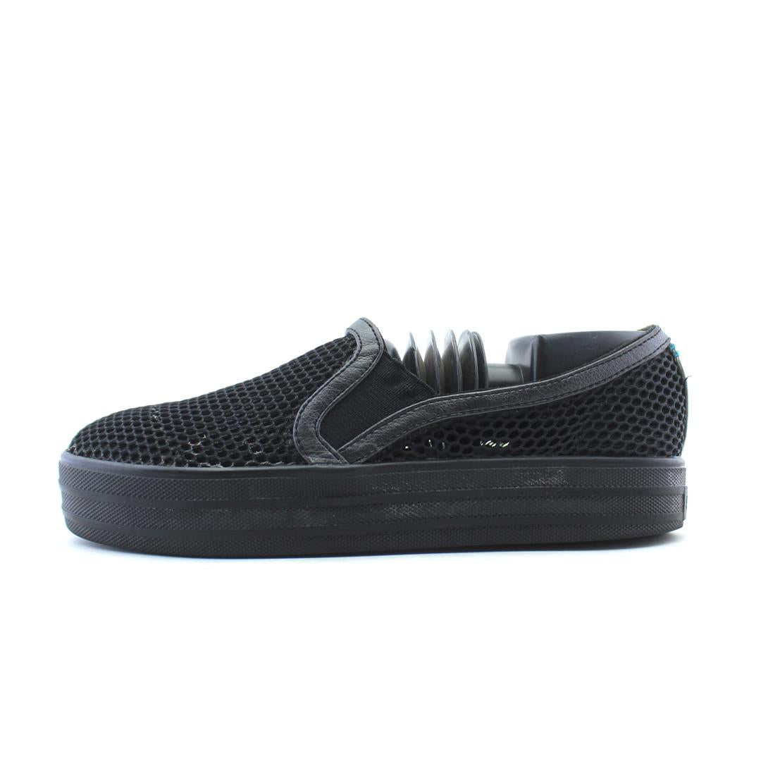 SKECHERS AIR-COOLED MEMORY FOAM