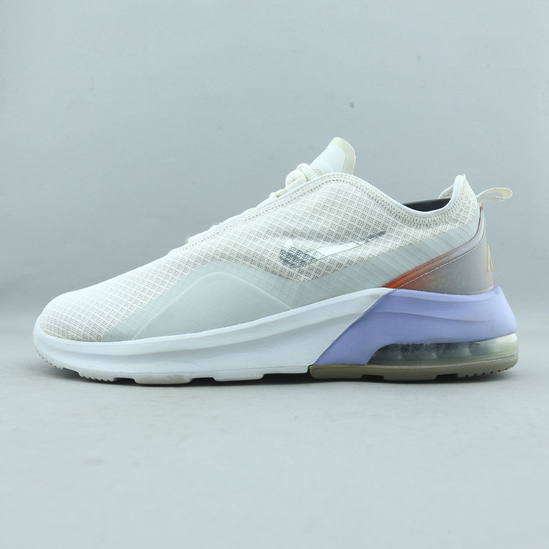 NIKE AIR MAX MOTION 2