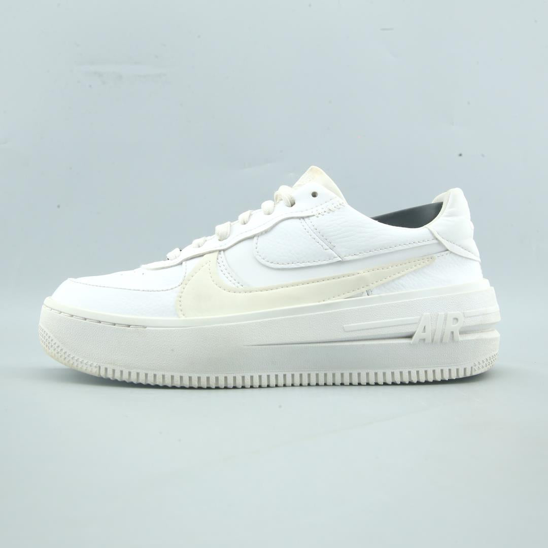 NIKE AIR FORCE 1 PLT.AF.ORM