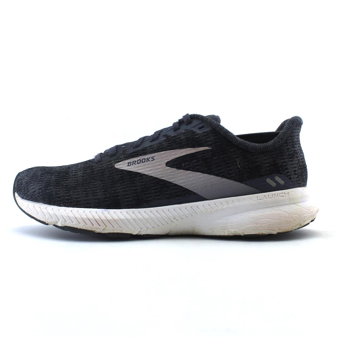 BROOKS LAUNCH 8