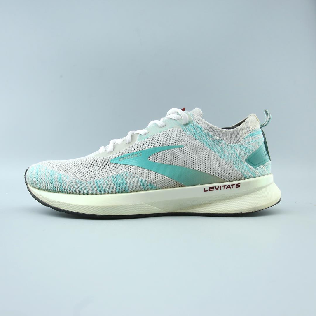 BROOKS LEVITATE 4