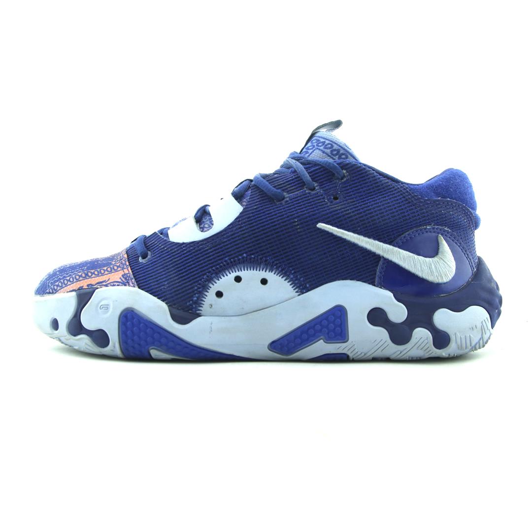 NIKE PG 6