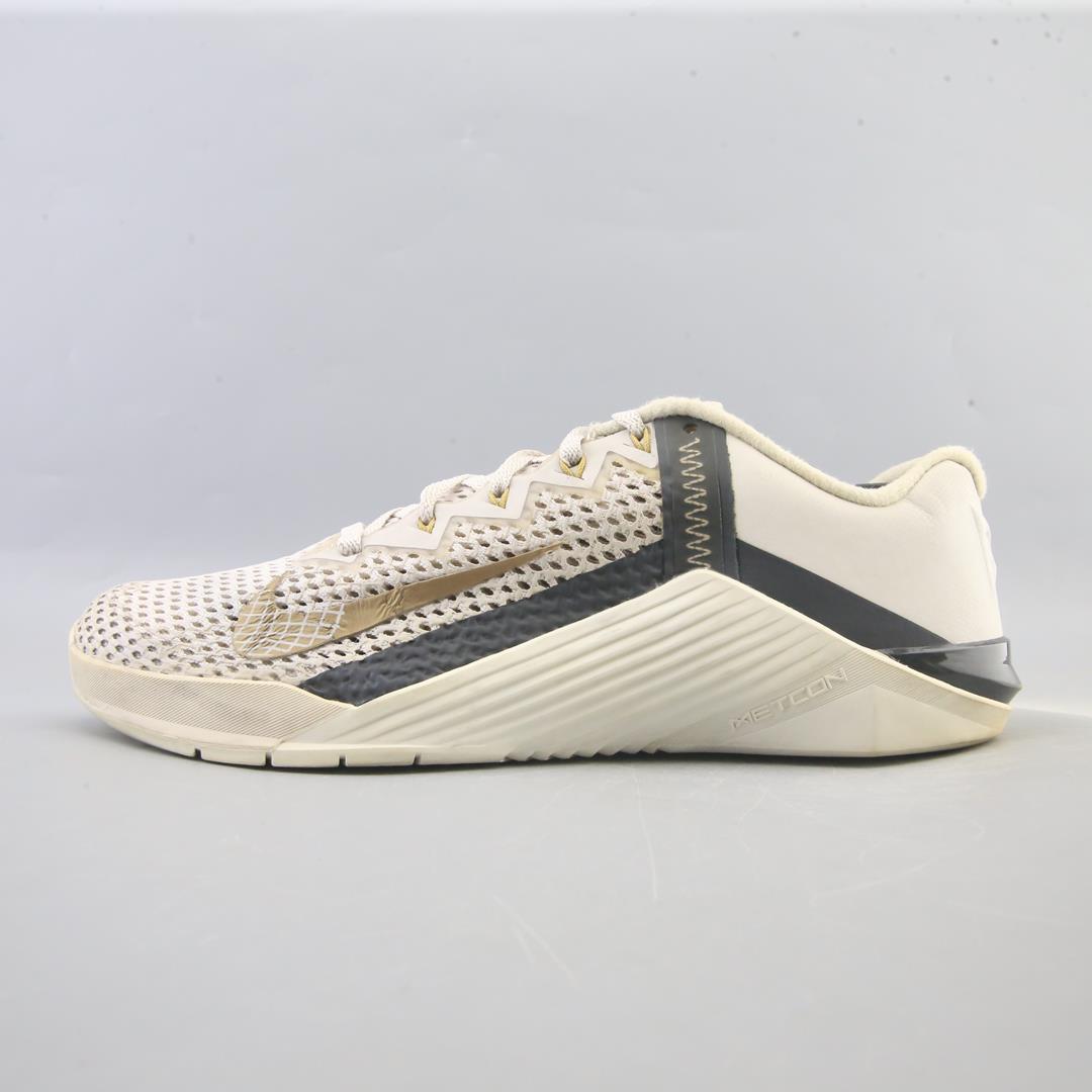 NIKE METCON 6