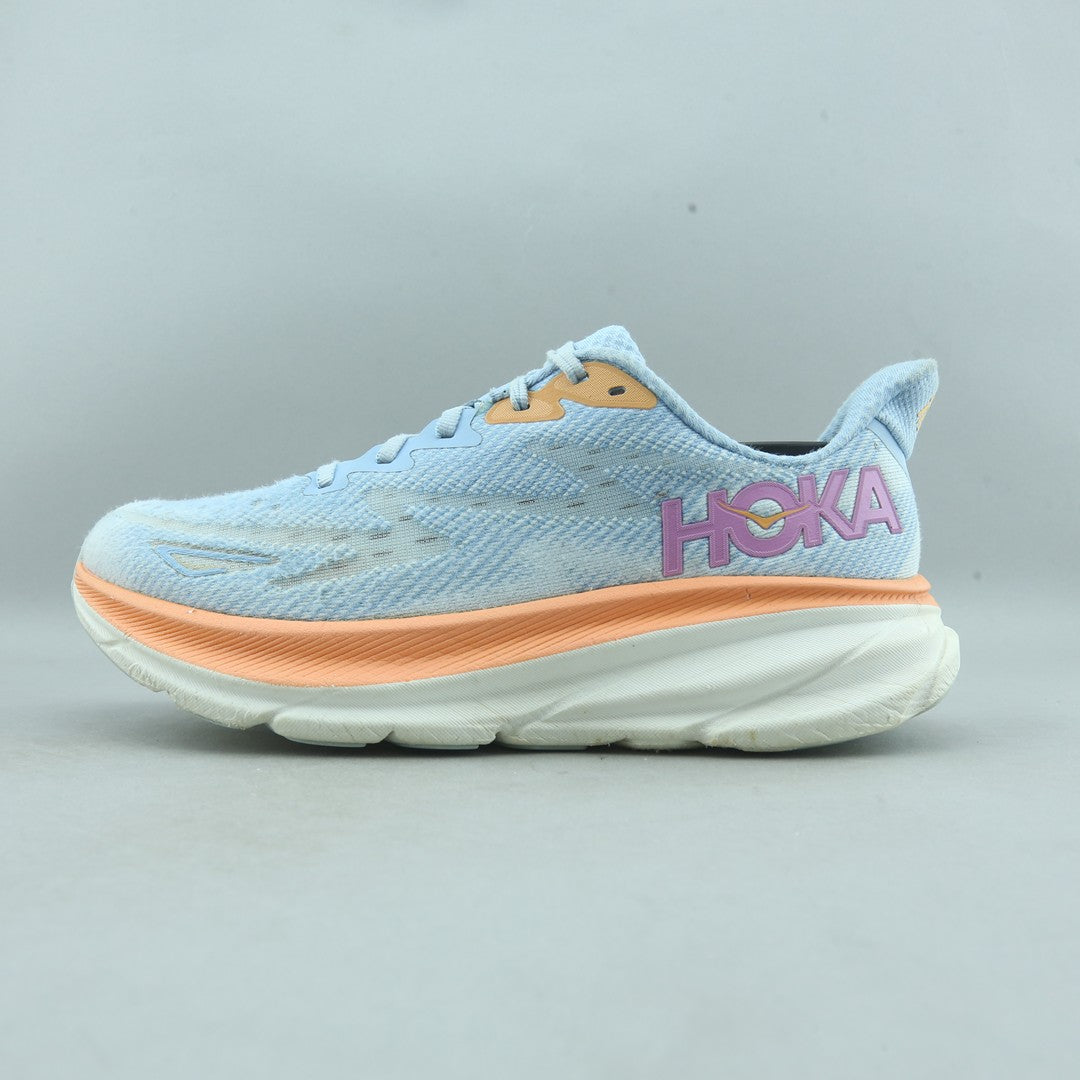 HOKA ONE ONE CLIFTON 9