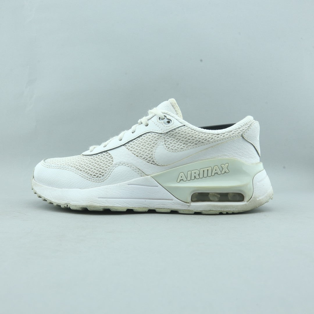 NIKE AIR MAX SYSTM