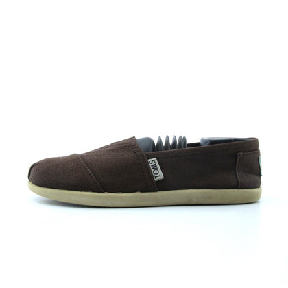 TOMS .