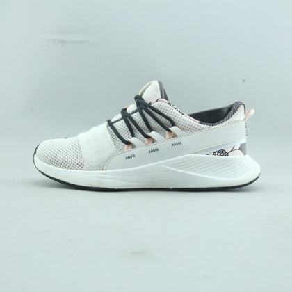 UNDER ARMOUR CHARGED BREATHE LACE