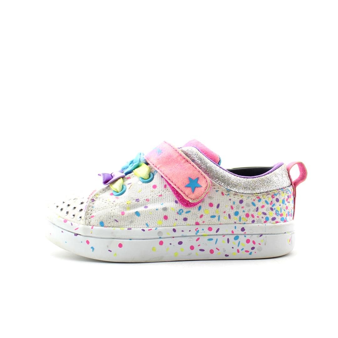 TWINKLE TOES .