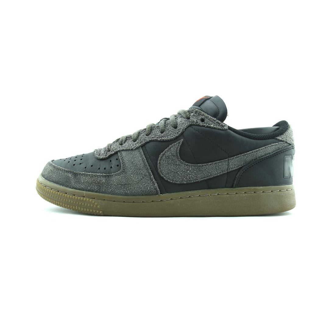 NIKE TERMINATOR LOW