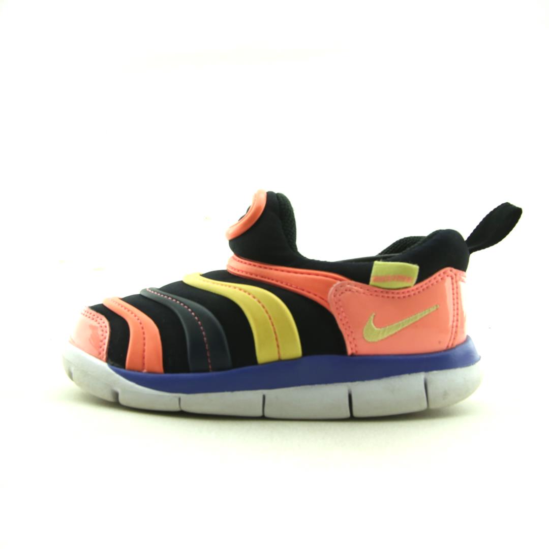 NIKE DYNAMO FREE