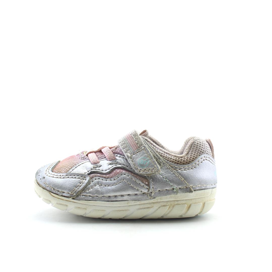 STRIDE RITE .
