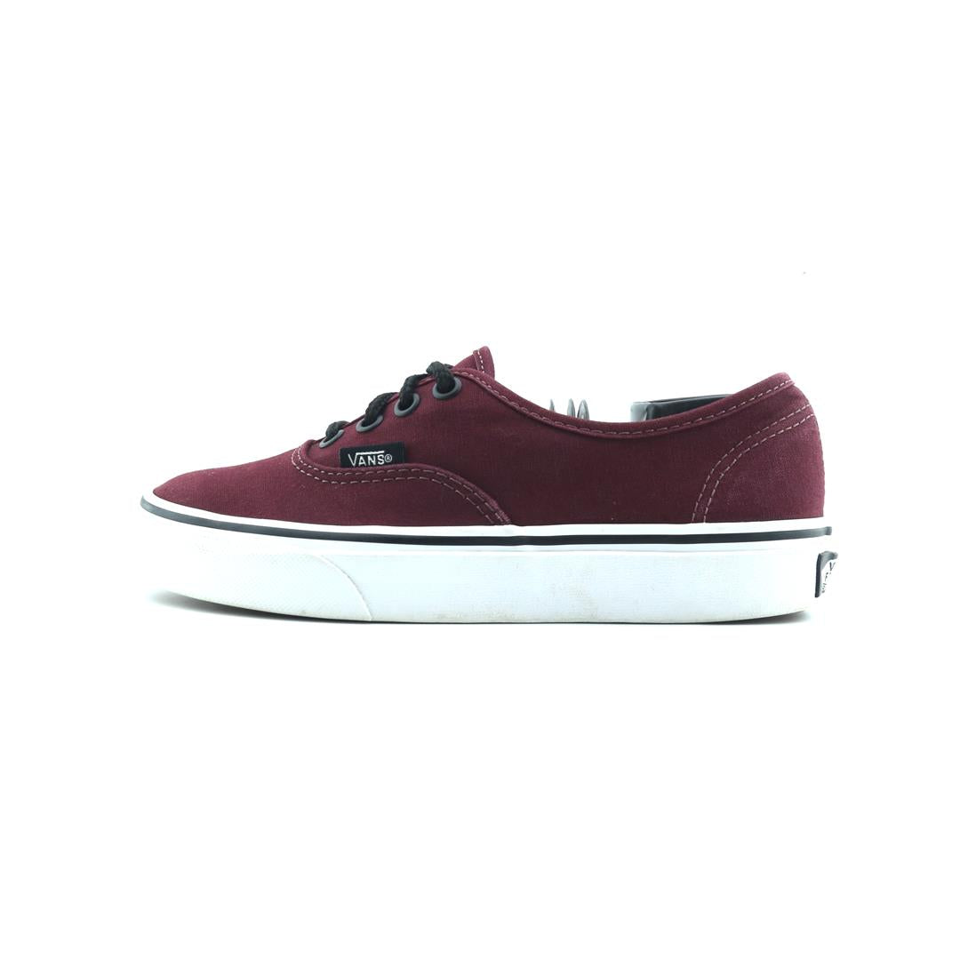 VANS AUTHENTIC