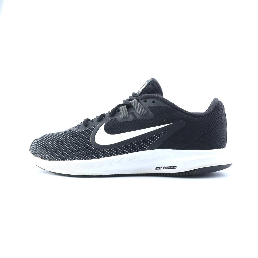 NIKE DOWNSHIFTER