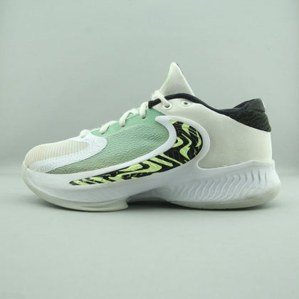 NIKE ZOOM FREAK 4