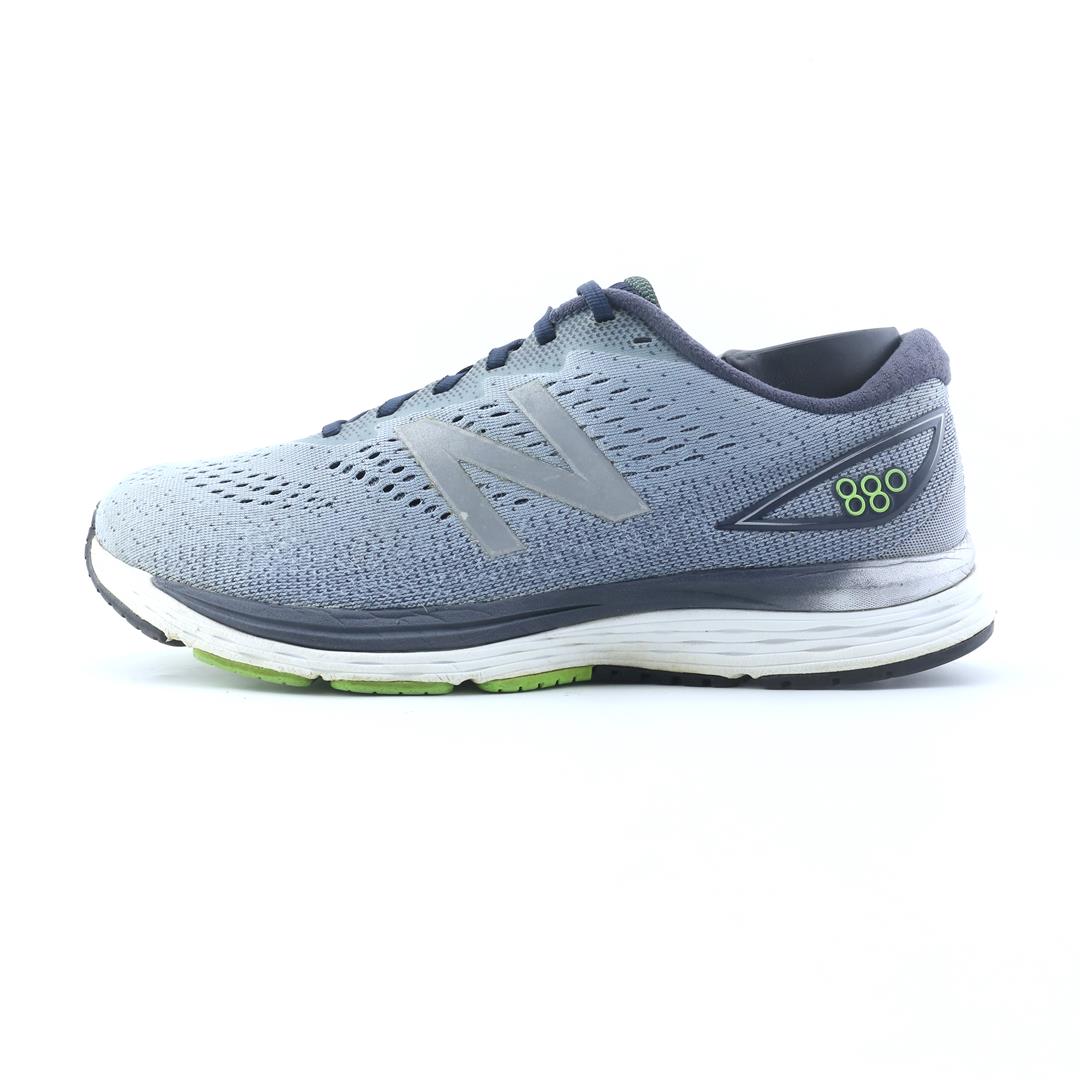 NEW BALANCE 880V9