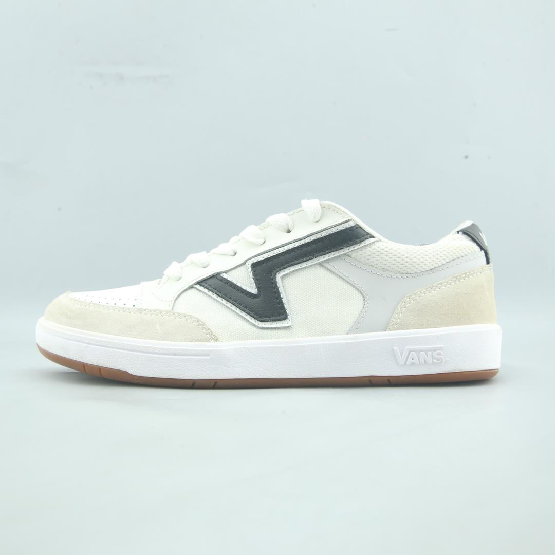 VANS LOWLAND CC