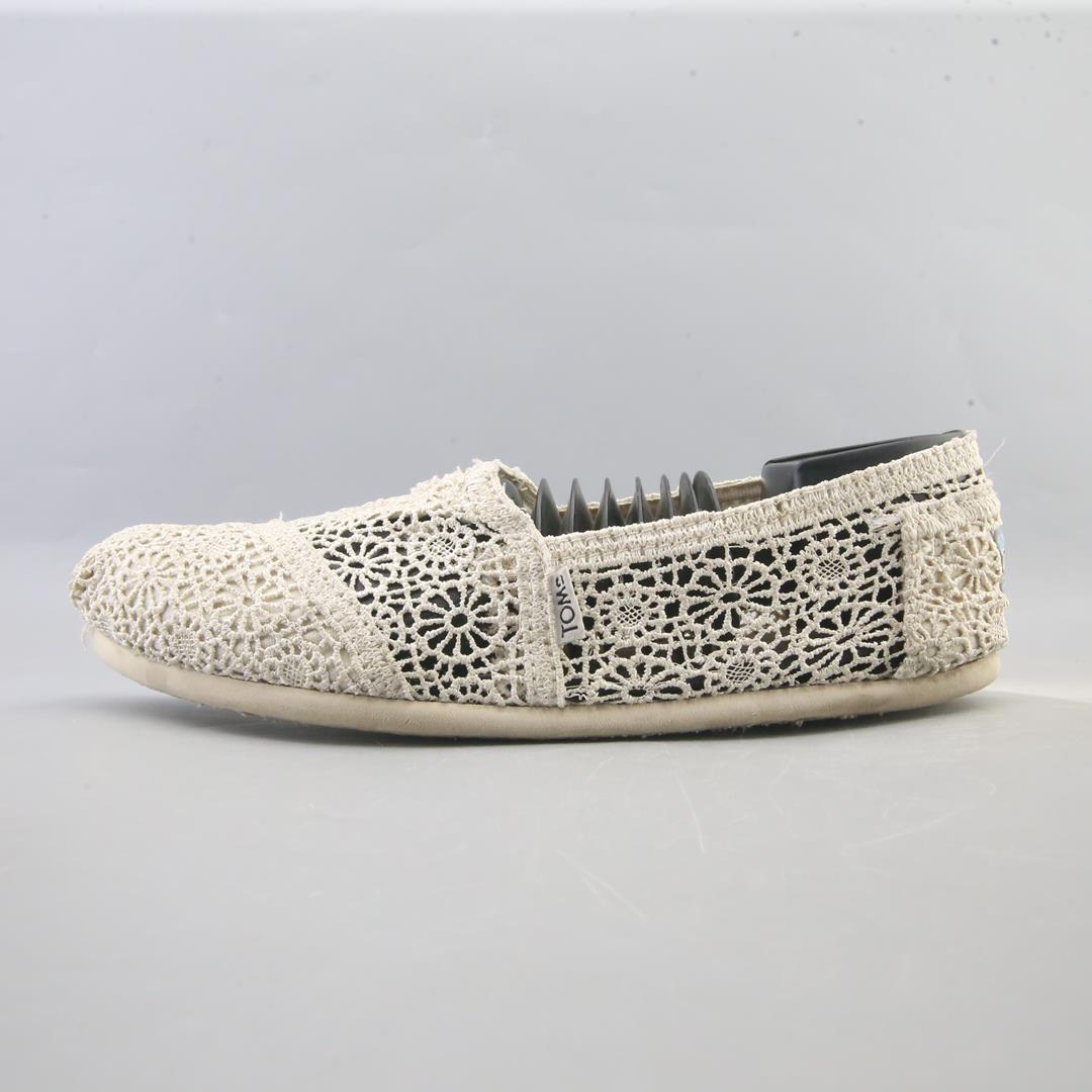 TOMS .