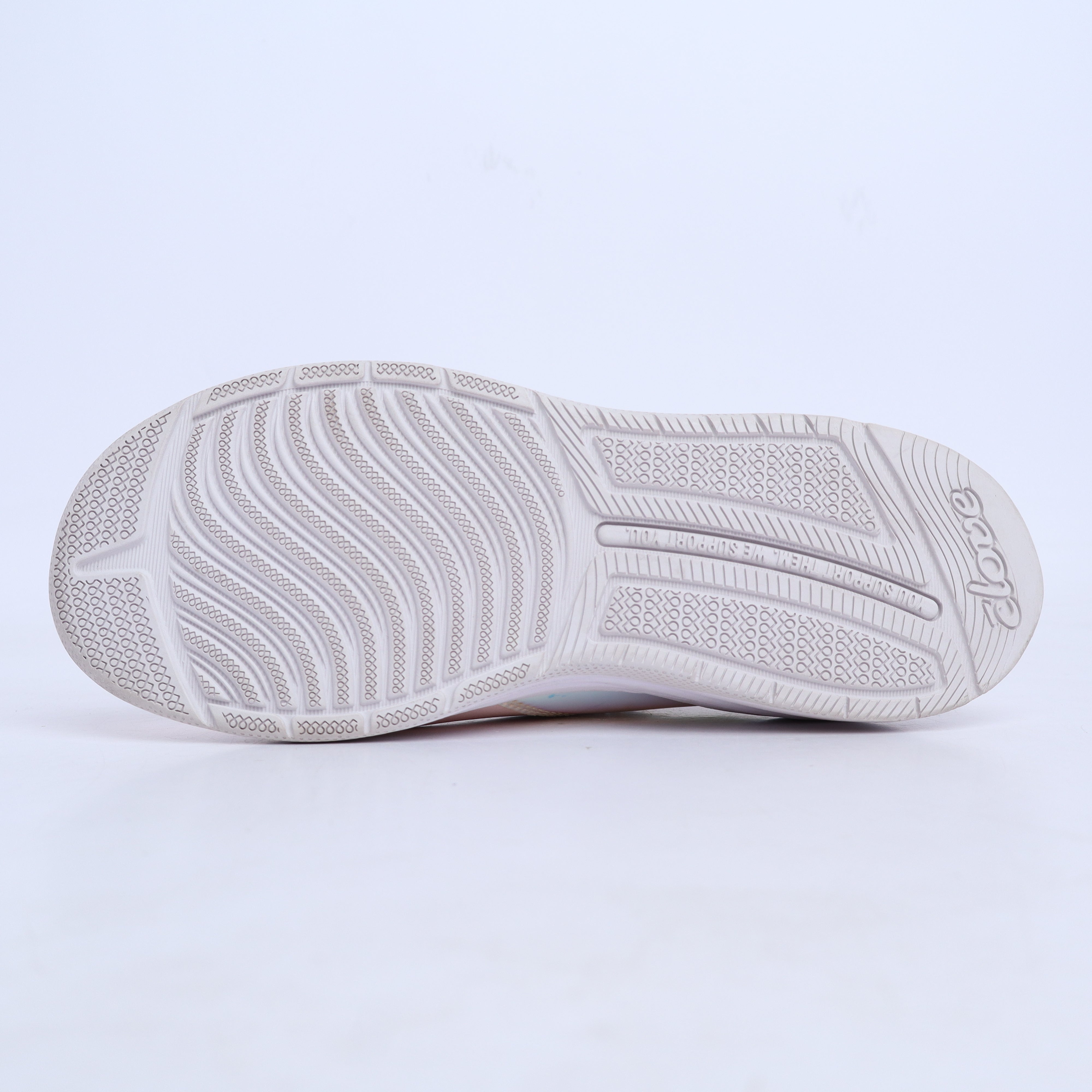 Clove  - Aero's Shoes - Limited Edition - Pink Holographic - EX