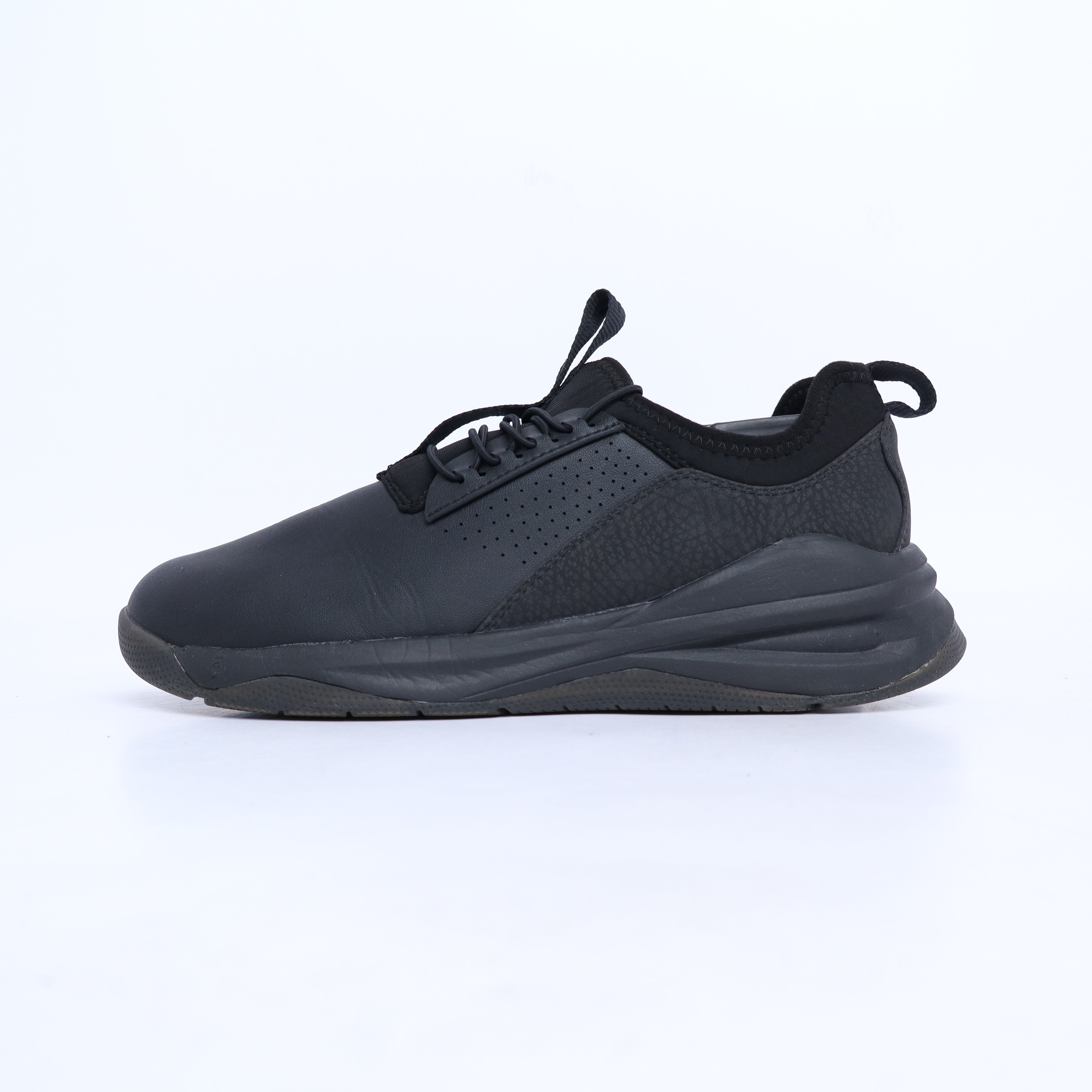 Clove - Aero's Shoes - Limited Edition - Black - EX