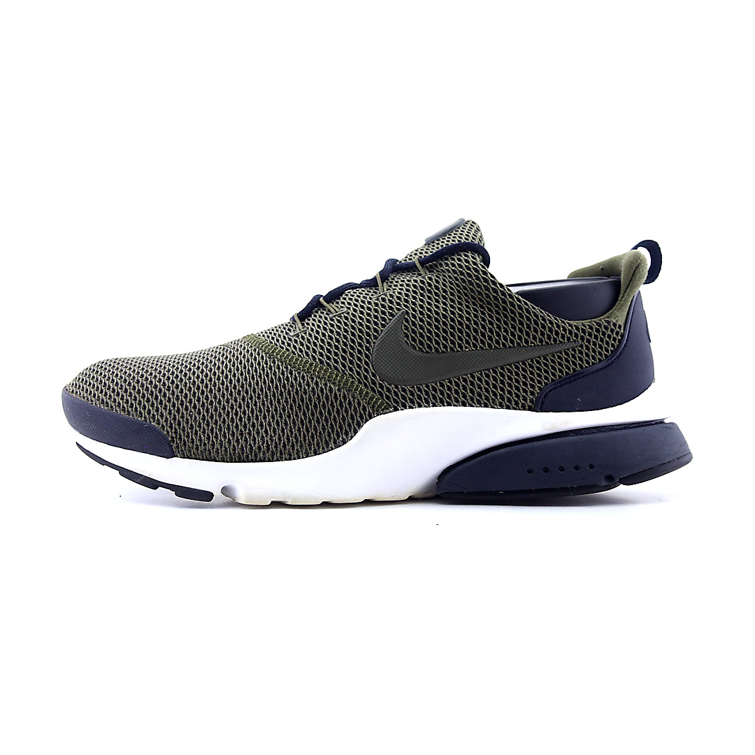 NIKE PRESTO FLY SE