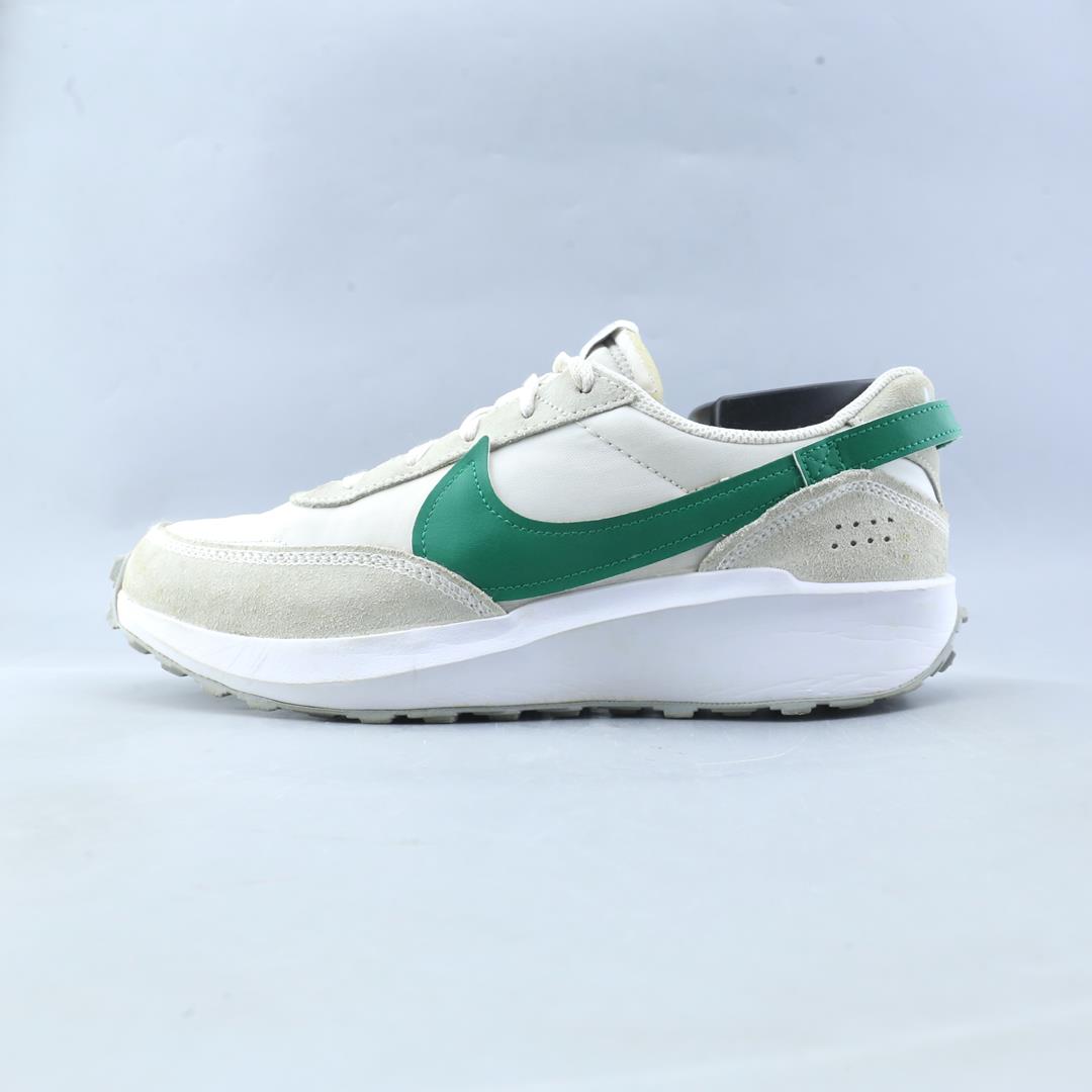 NIKE  WAFFLE DEBUT