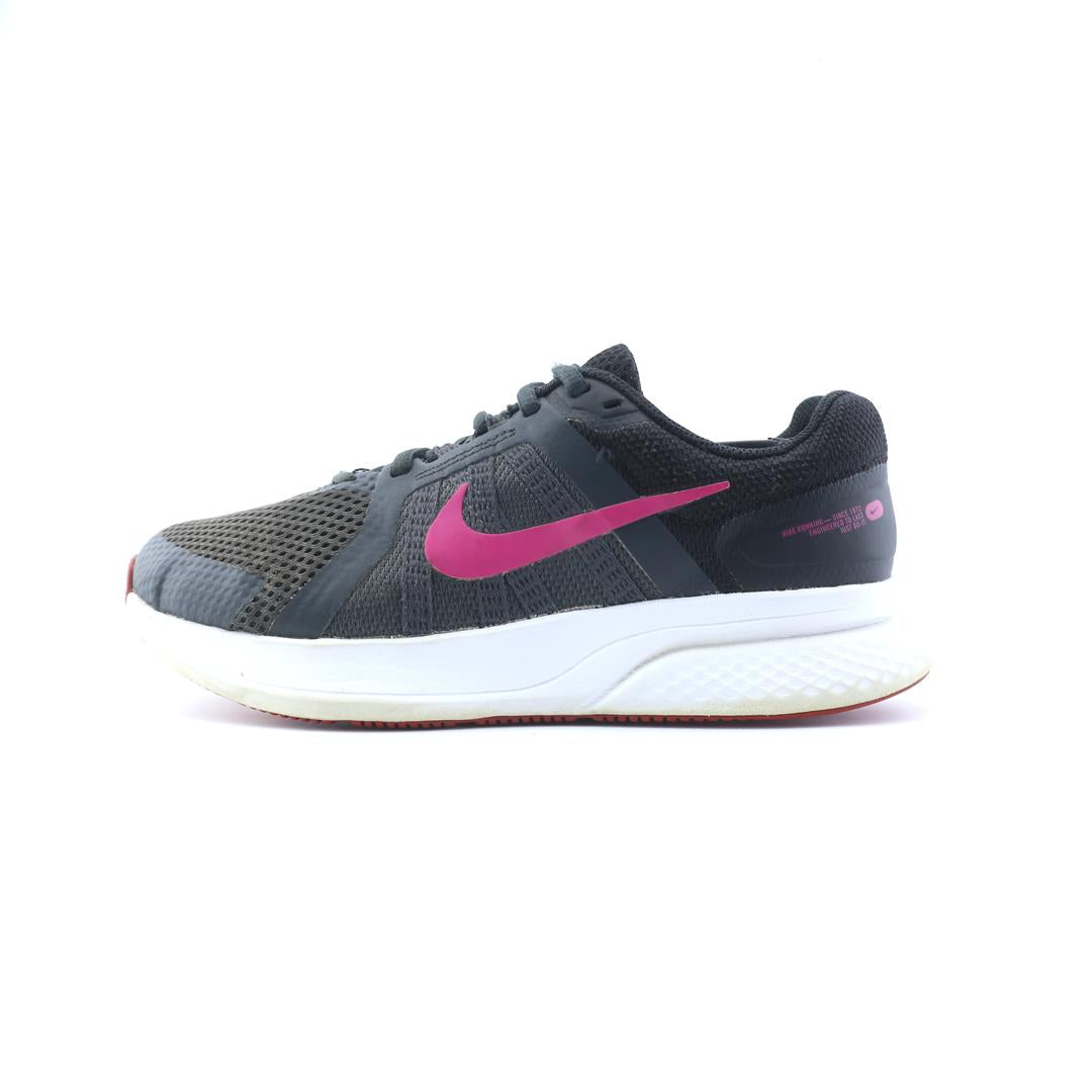 NIKE RUN SWIFT 2