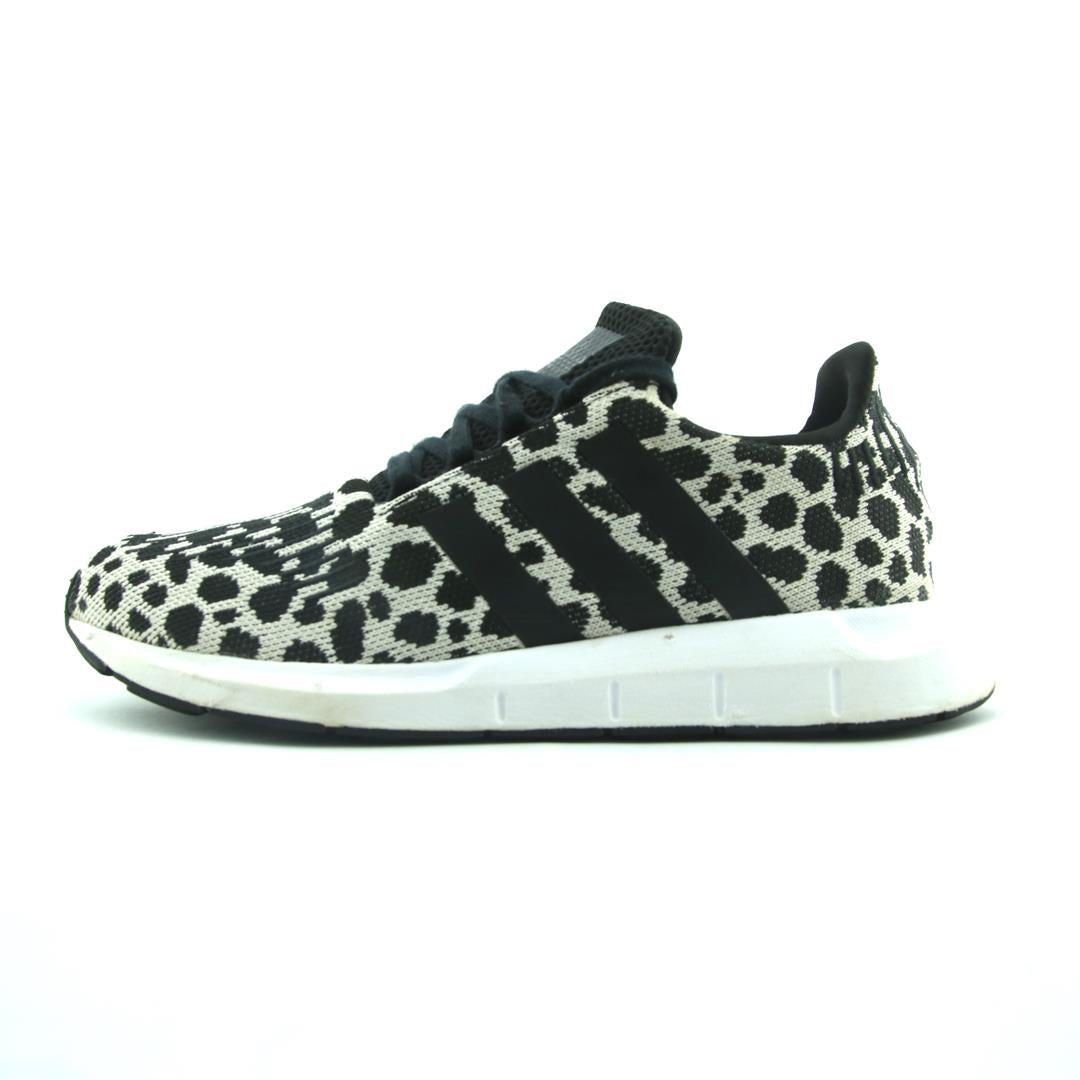 ADIDAS  SWIFT RUN 1.0