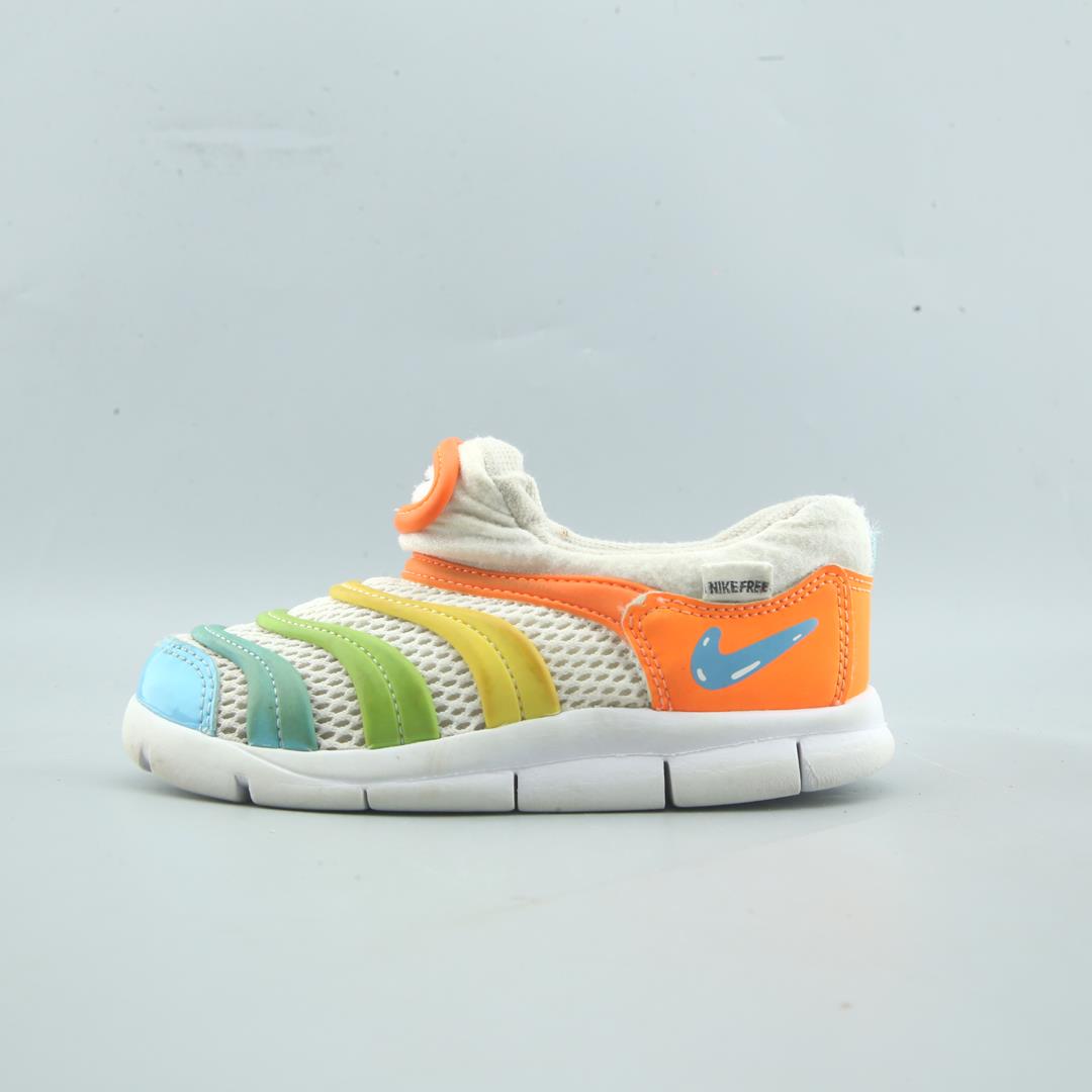 NIKE DYNAMO FREE